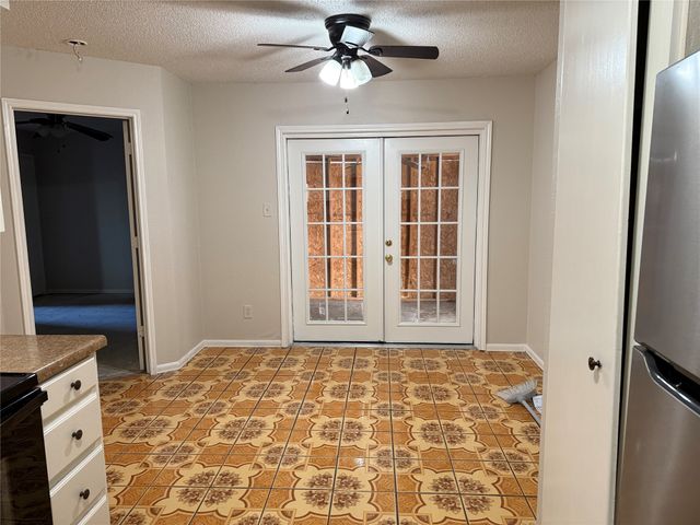 2904 Barnes Drive, Denton, TX 76209