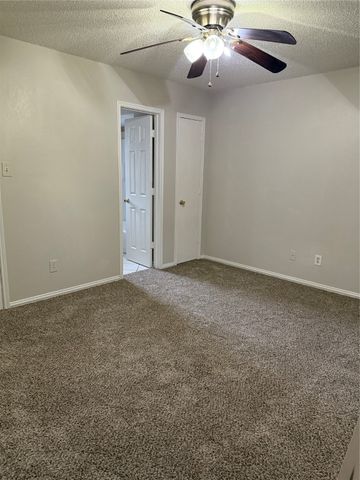 2904 Barnes Drive, Denton, TX 76209