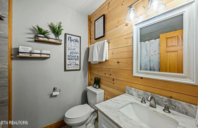 326 Big Bear Way, Pigeon Forge, TN 37863