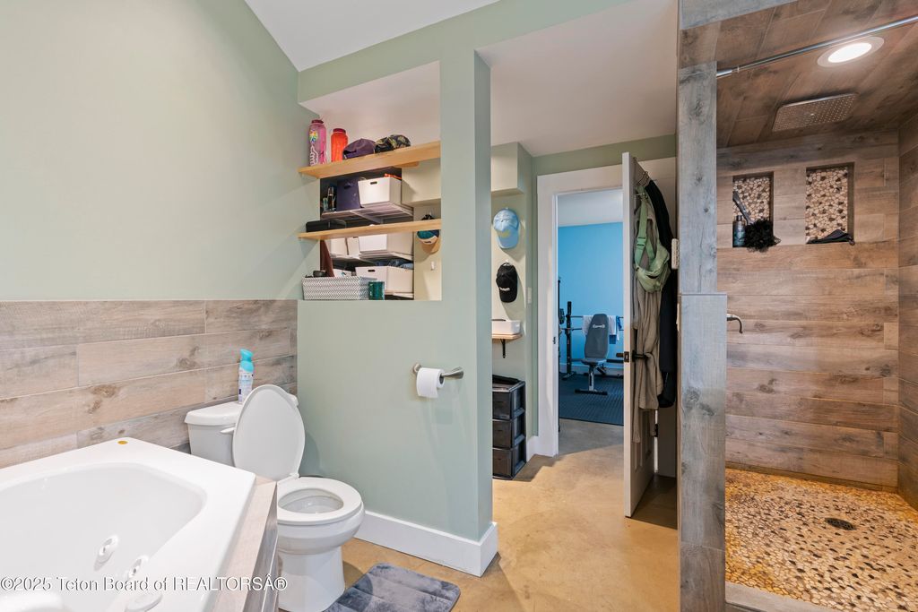 663&665 E KELLY Avenue, Jackson, WY 83001 photo 45