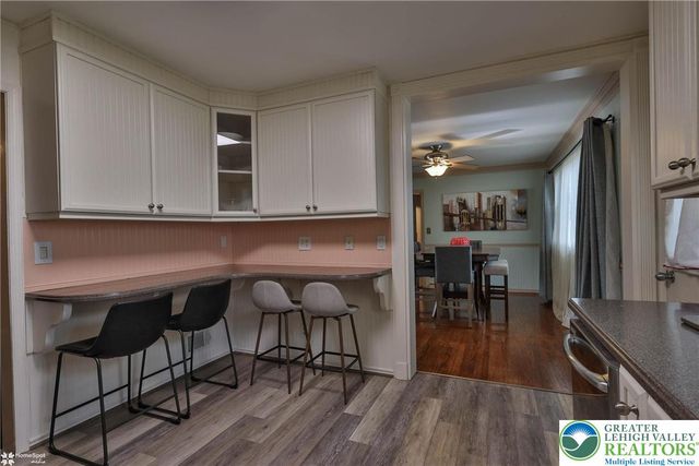 1450 Stones Crossing Road, Palmer Twp, PA 18045