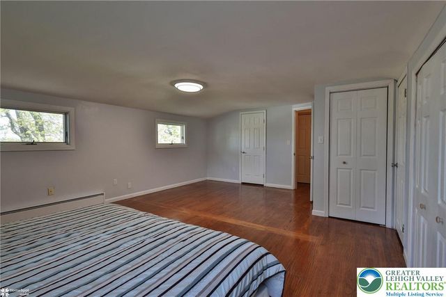1450 Stones Crossing Road, Palmer Twp, PA 18045