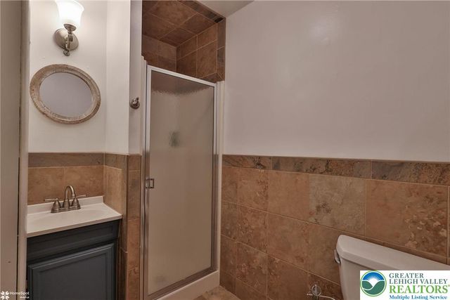 1450 Stones Crossing Road, Palmer Twp, PA 18045