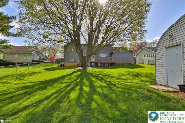 1450 Stones Crossing Road, Palmer Twp, PA 18045