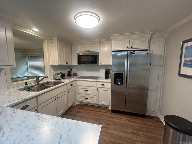 33 Priest Lane, Conway, AR 72032