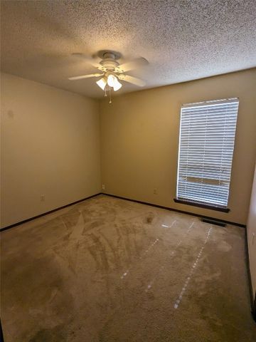 2116 oakvista Circle, Norman, OK 73071