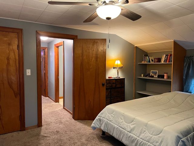 104 Leyden Rd, Greenfield, MA 01301