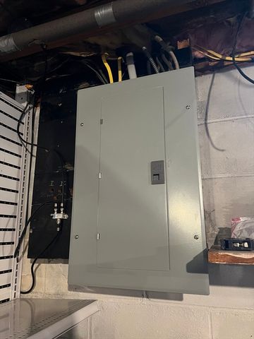 104 Leyden Rd, Greenfield, MA 01301