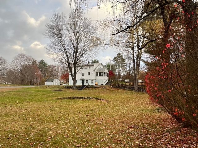 104 Leyden Rd, Greenfield, MA 01301