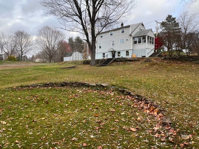 104 Leyden Rd, Greenfield, MA 01301