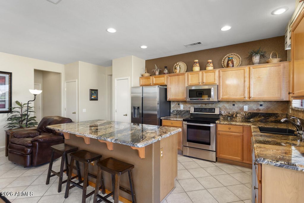 17802 N BRIDLE Lane, Surprise, AZ 85374 — photo 4