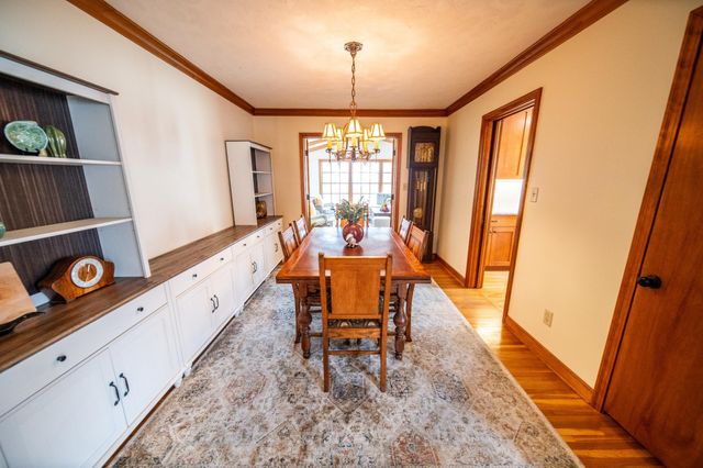 713 11th St SW, Rochester, MN 55902