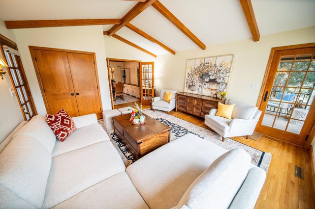 713 11th St SW, Rochester, MN 55902