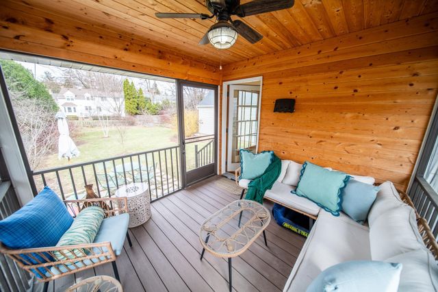 713 11th St SW, Rochester, MN 55902