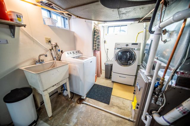 713 11th St SW, Rochester, MN 55902