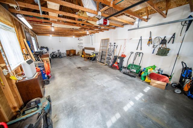 713 11th St SW, Rochester, MN 55902