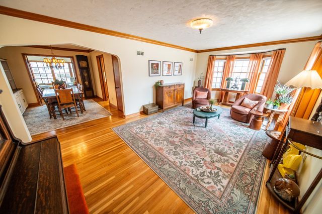 713 11th St SW, Rochester, MN 55902