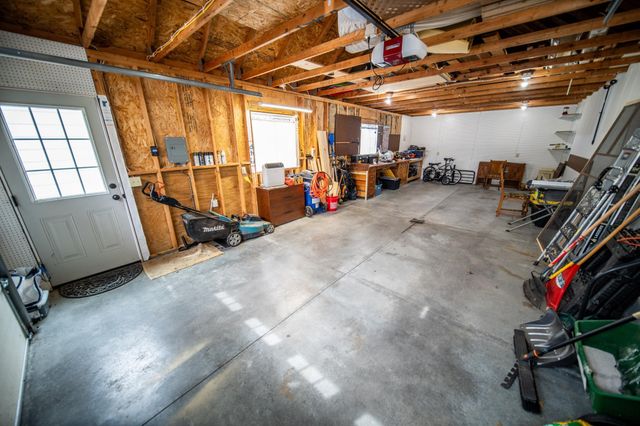 713 11th St SW, Rochester, MN 55902