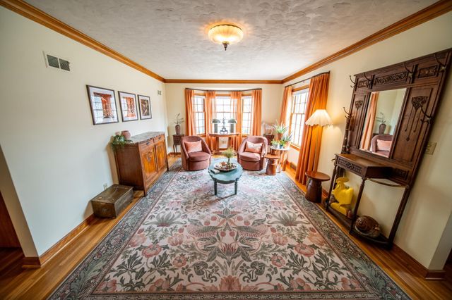 713 11th St SW, Rochester, MN 55902