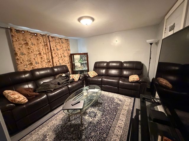 436 Pleasant St, Brockton, MA 02301