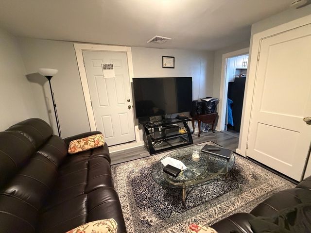 436 Pleasant St, Brockton, MA 02301