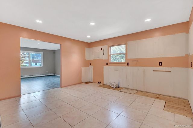 231 Columbus Boulevard, Amityville, NY 11701