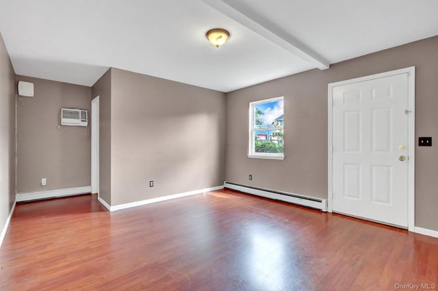 231 Columbus Boulevard, Amityville, NY 11701