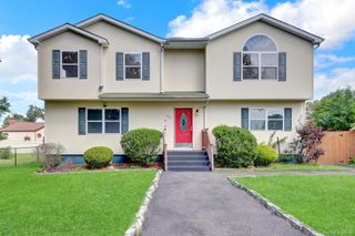 231 Columbus Boulevard, Amityville, NY 11701