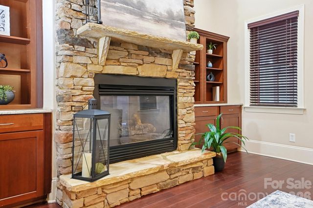 160 Arrow Point Lane, Davidson, NC 28036