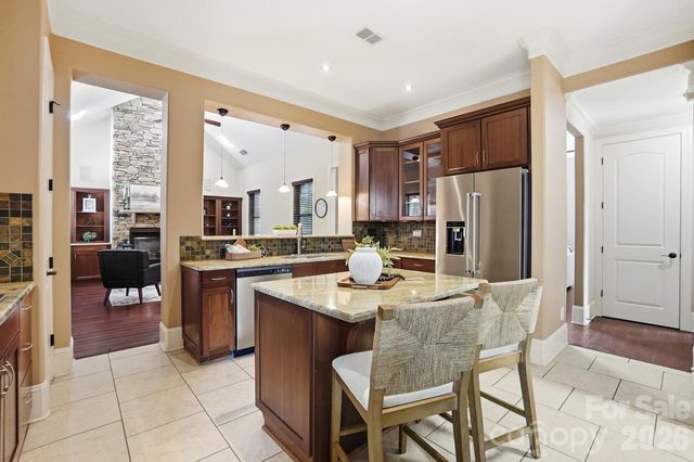 160 Arrow Point Lane, Davidson, NC 28036