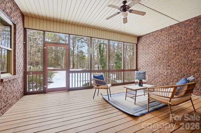 160 Arrow Point Lane, Davidson, NC 28036