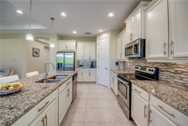 1457 Woodwind CT, Fort Myers, FL 33919