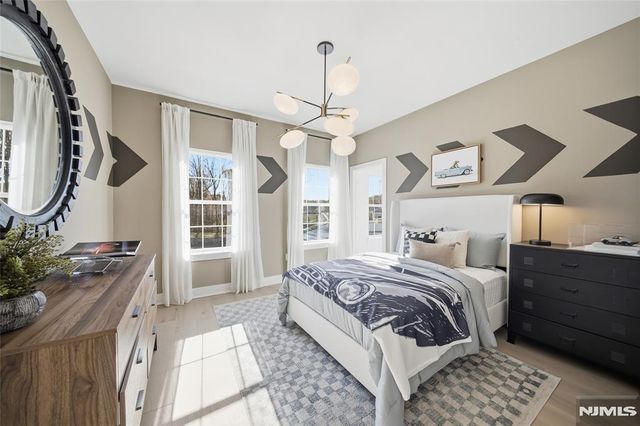 12 Belmont Place, Oakland, NJ 07036