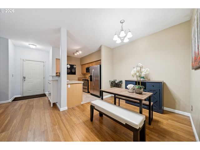 11830 Nw HOLLY SPRINGS Ln 206, Portland, OR 97229