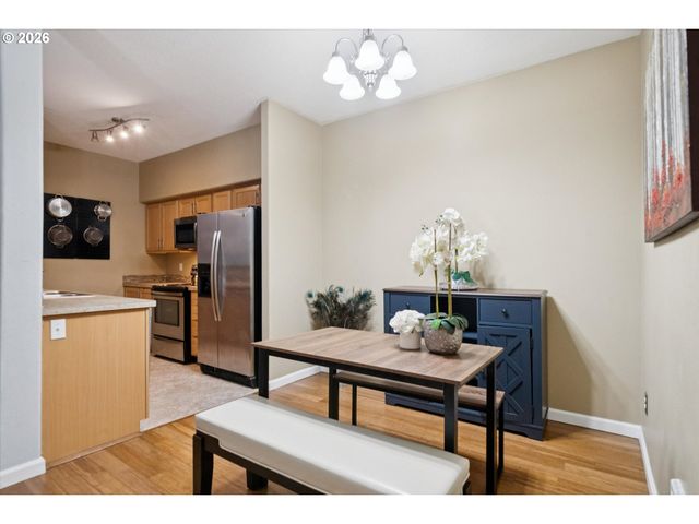 11830 Nw HOLLY SPRINGS Ln 206, Portland, OR 97229