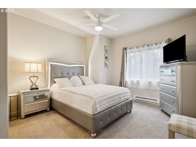 11830 Nw HOLLY SPRINGS Ln 206, Portland, OR 97229