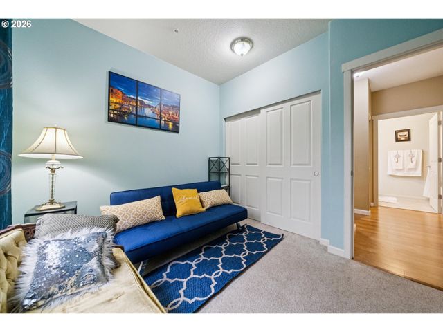 11830 Nw HOLLY SPRINGS Ln 206, Portland, OR 97229