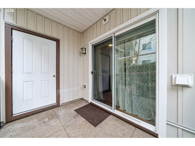 11830 Nw HOLLY SPRINGS Ln 206, Portland, OR 97229