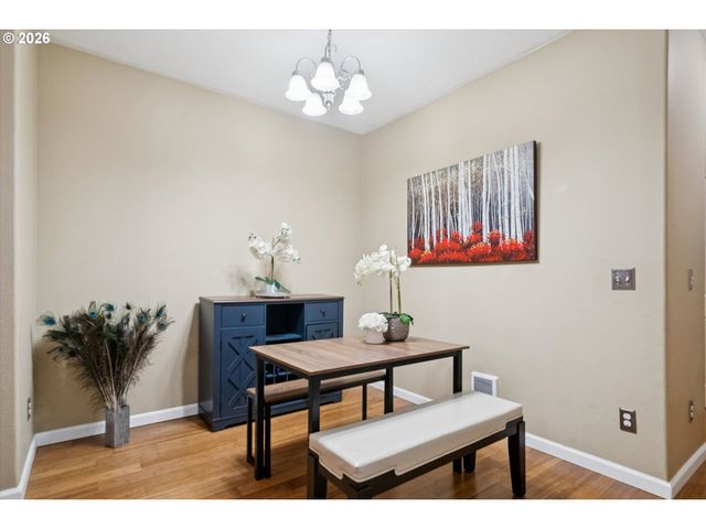 11830 Nw HOLLY SPRINGS Ln 206, Portland, OR 97229