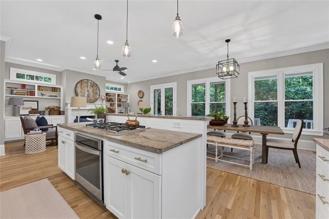 1875 Meredith Drive NW, Atlanta, GA 30318