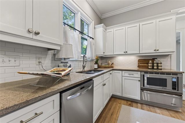 1875 Meredith Drive NW, Atlanta, GA 30318