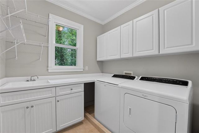 1875 Meredith Drive NW, Atlanta, GA 30318