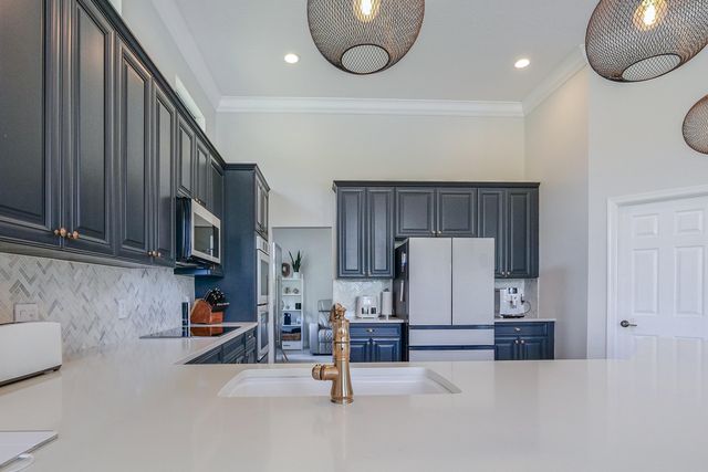 4377 SW 140th Avenue, Davie, FL 33330