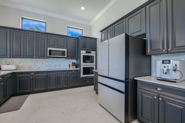 4377 SW 140th Avenue, Davie, FL 33330