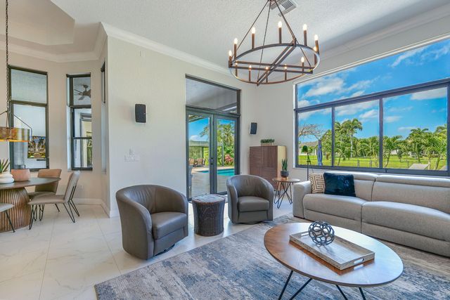 4377 SW 140th Avenue, Davie, FL 33330