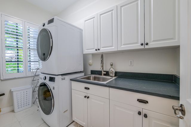 4377 SW 140th Avenue, Davie, FL 33330