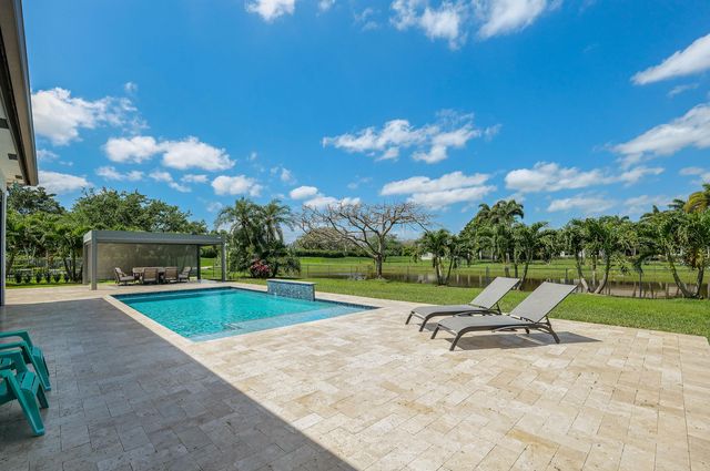 4377 SW 140th Avenue, Davie, FL 33330