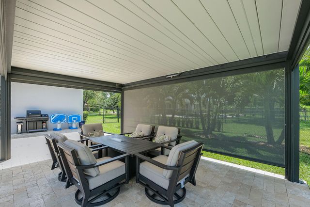 4377 SW 140th Avenue, Davie, FL 33330