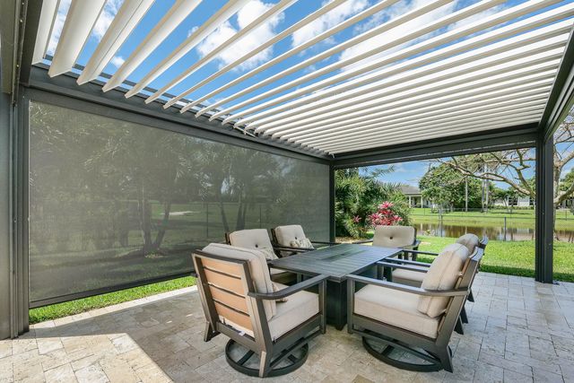 4377 SW 140th Avenue, Davie, FL 33330