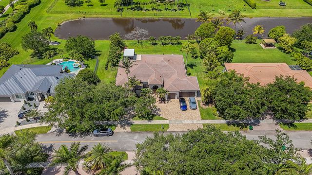 4377 SW 140th Avenue, Davie, FL 33330